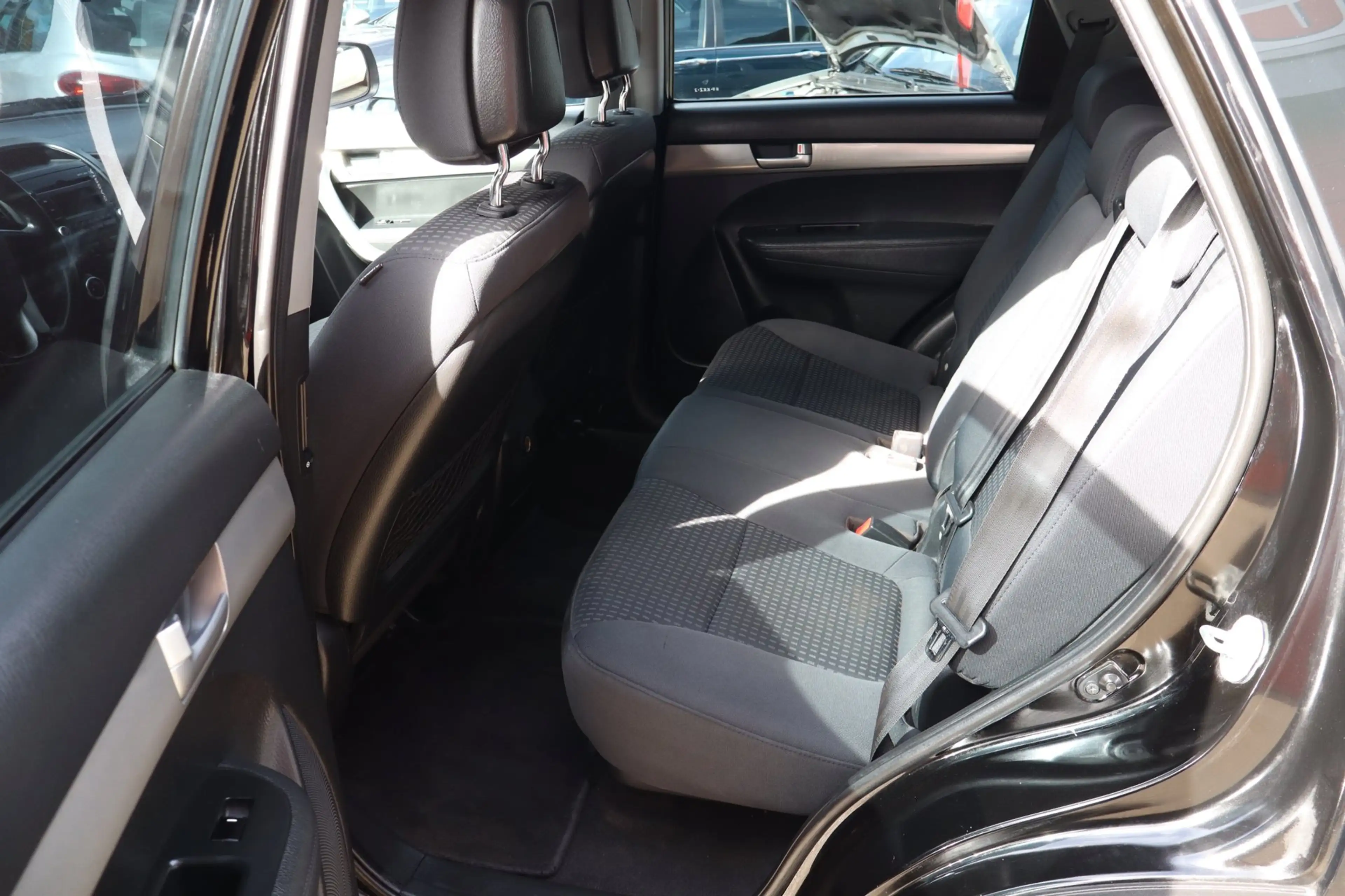 Kia Sorento 2.4 X-tra , AIRCO, TREKHAAK — photo 8