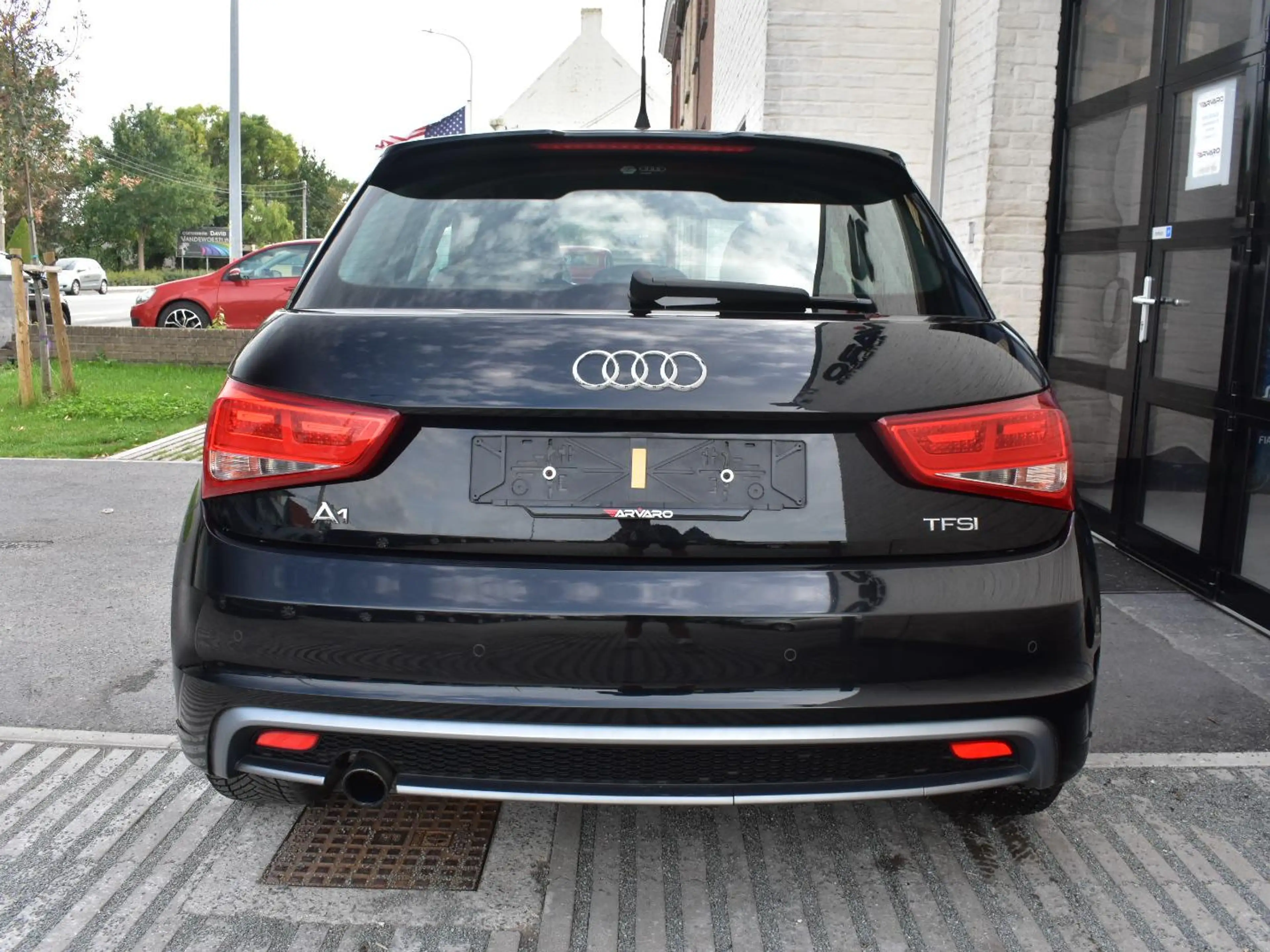 Audi A1 1.2 TFSI S line / Navi / PDC / Verw Zetels / 1e Eig / Garantie — photo 9