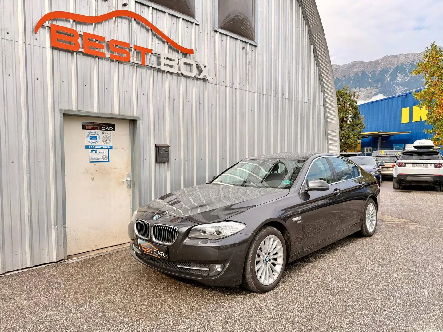 BMW 525 Schwarz - 1