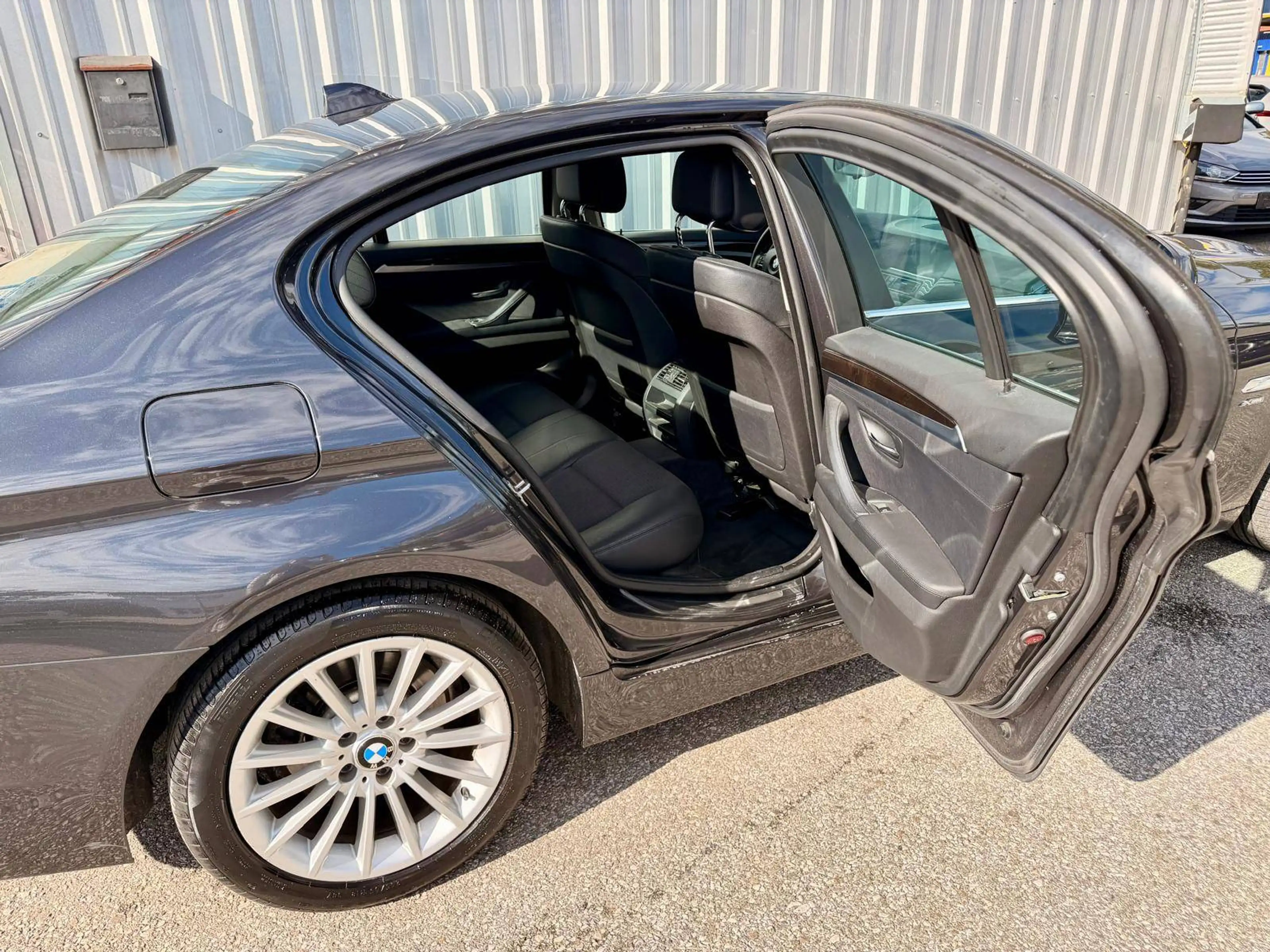 BMW 525 — photo 13