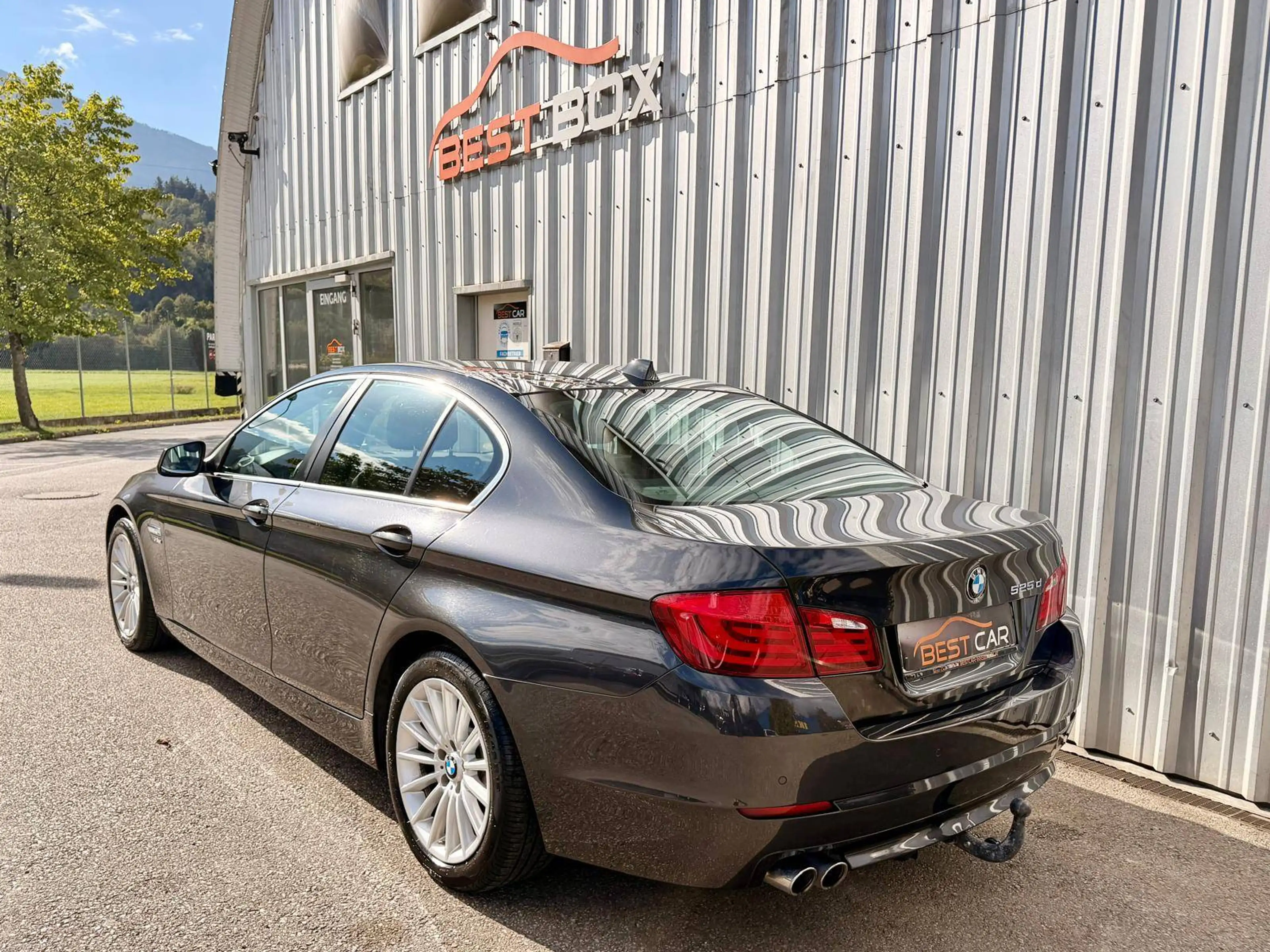BMW 525 — photo 3
