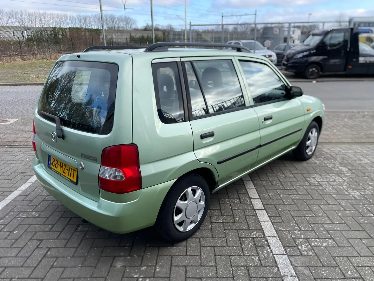 Mazda Demio 1.5 Exclusive Automaat Airco En Nieuwe Apk Grün - 2