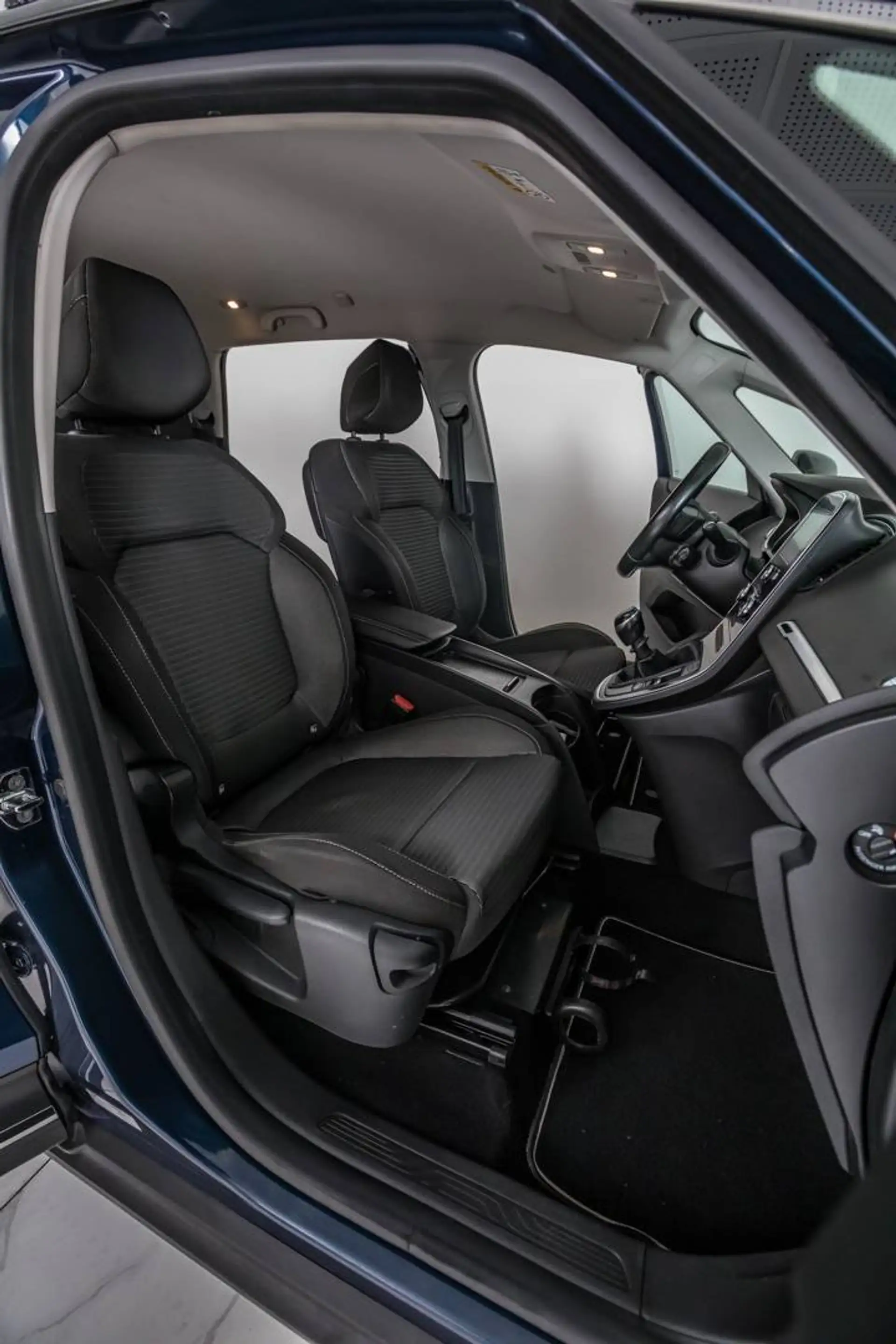 Renault Grand Scenic 1.5 dCi Energy Bose Edition / 7 PLACES — photo 12