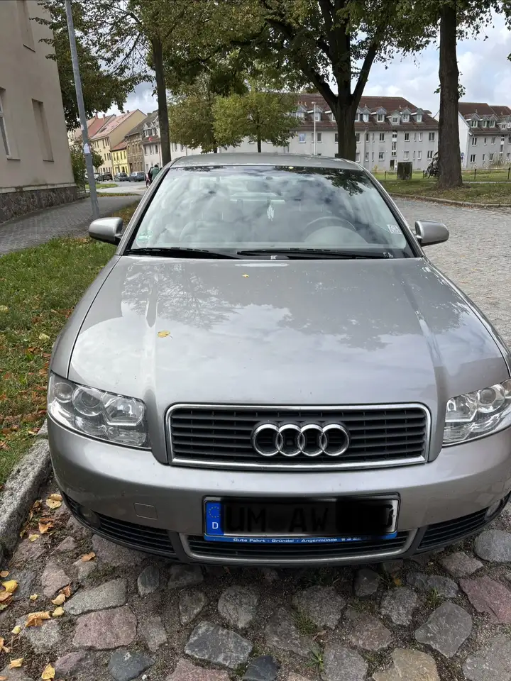 Audi A4 2.0, foto 3