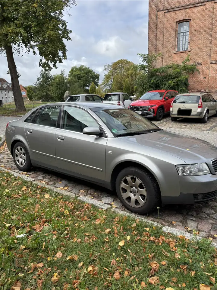 Audi A4 2.0, foto 1