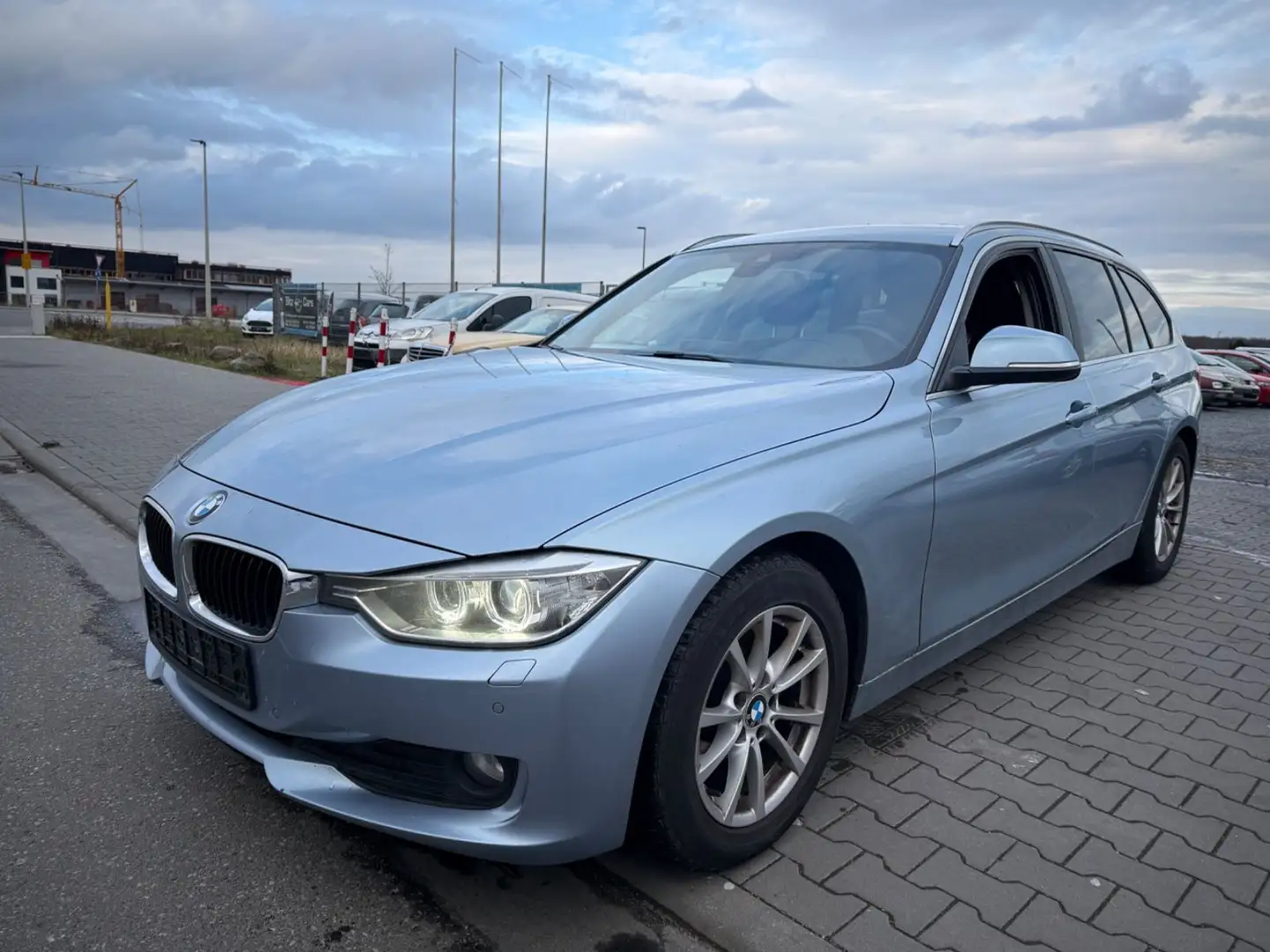 BMW 320 d Efficient AUTOMATIK/HEADUP/KUNDENAUFTRAG Azul - 1