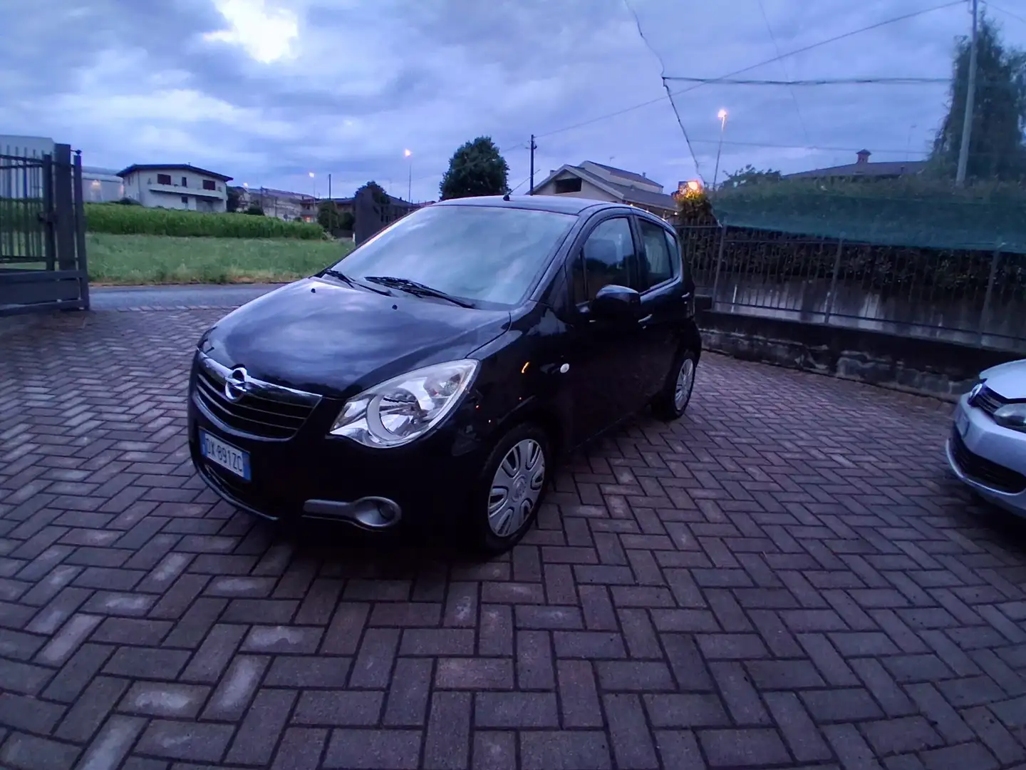 Opel Agila Agila 1.2 16v Enjoy 86cv - 2