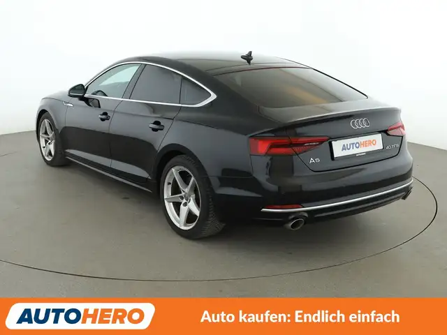 Audi A5 view 4
