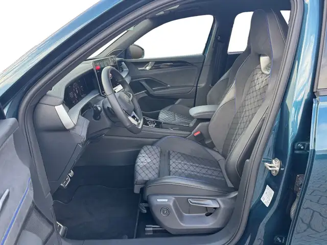 Volkswagen Tayron view 4
