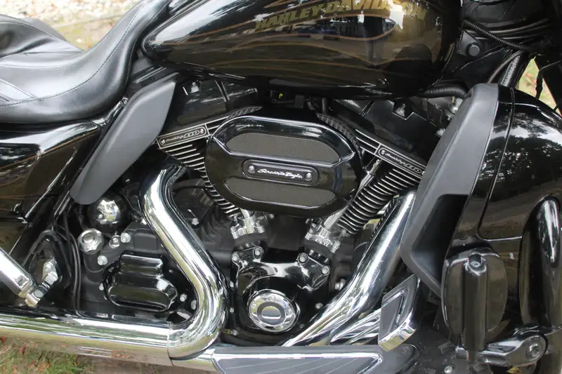 Harley-Davidson Street Glide - foto 2