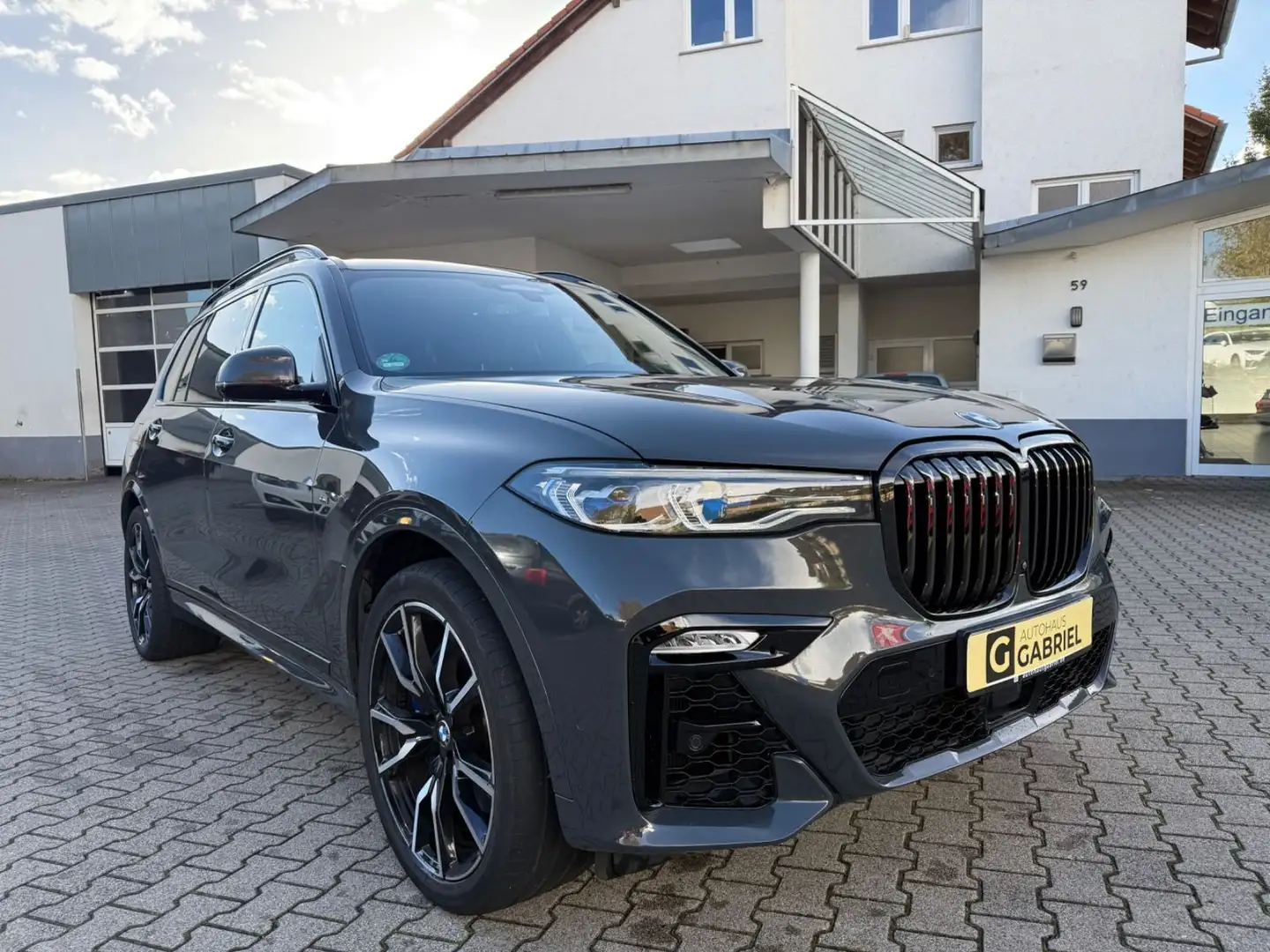BMW X7 xDrive 40 d M Sport Inno 6-Sitzer Sitzkli H&K Grau - 1