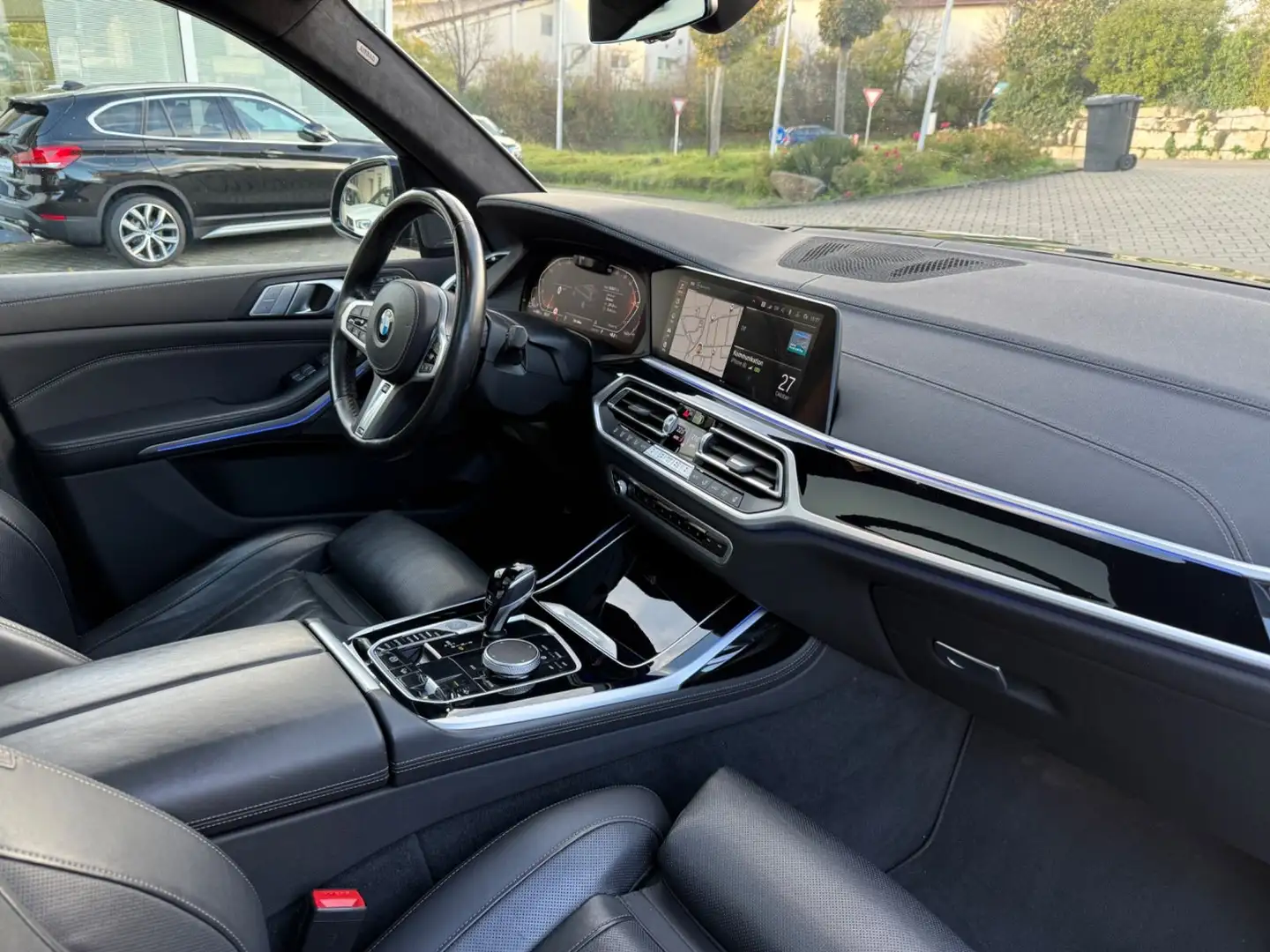 BMW X7 xDrive 40 d M Sport Inno 6-Sitzer Sitzkli H&K Grau - 2