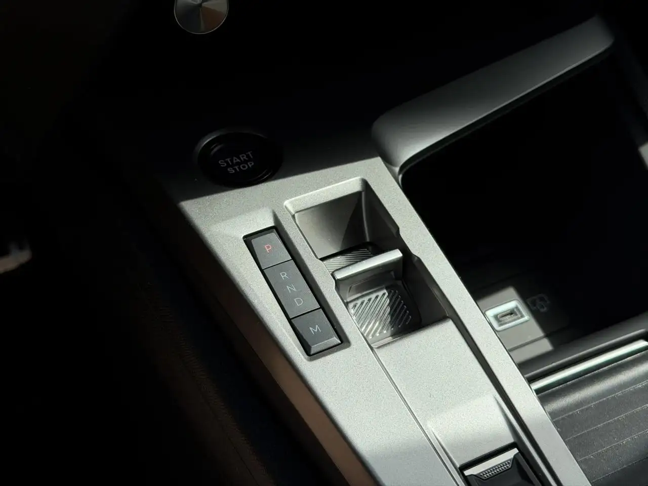 Peugeot 308 2026 — фото 15