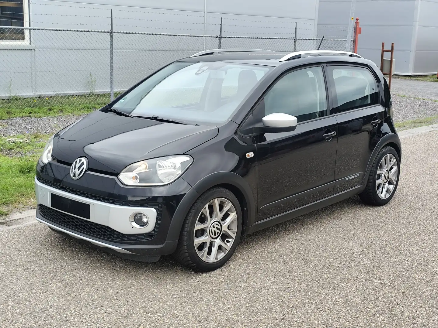 Volkswagen up! cross - 1