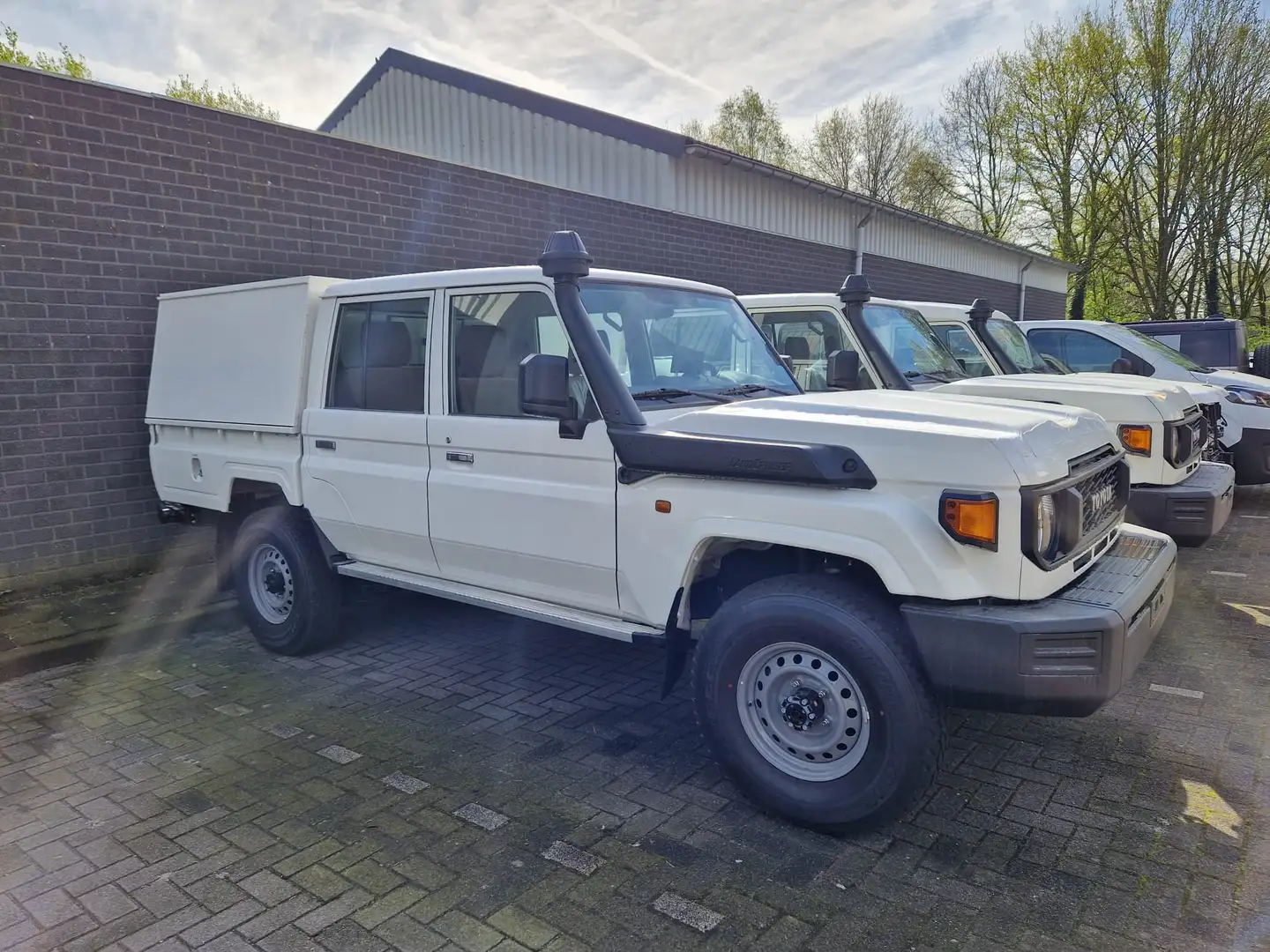 Toyota Land Cruiser VDJ79 Double Cab - !!EXPORT OUTSIDE EU ONLY!! Bílá - 1