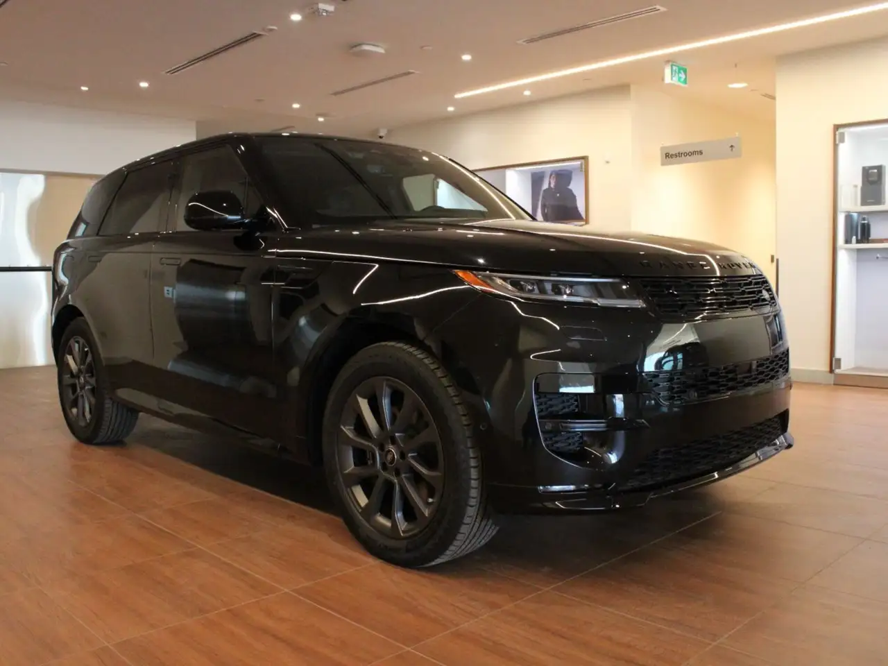 Land Rover Range Rover Sport снимка Land Rover Range Rover Sport