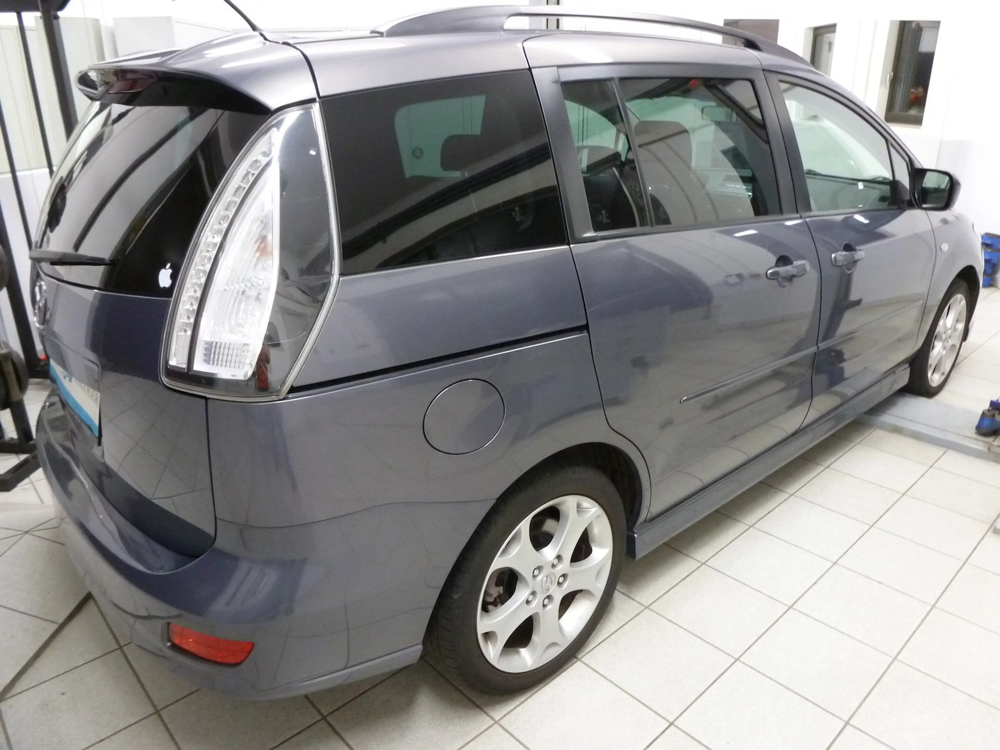 Mazda 5 Lim. 2.0 Exclusive1.Hand Scheckheft 24 Mo.Gar. — photo 8