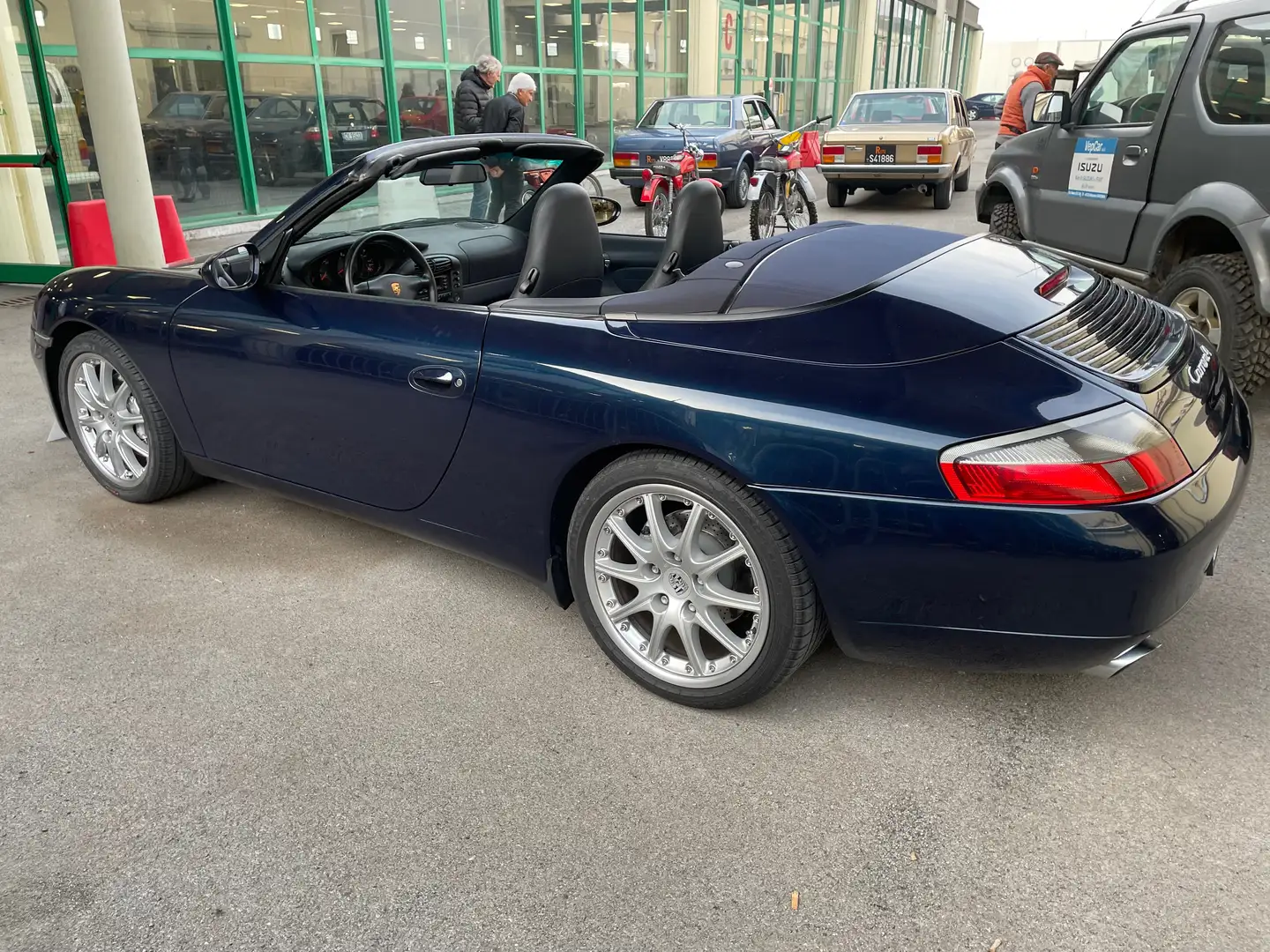 Porsche 996 Carrera 4 cabriolet manuale Blu/Azzurro - 1