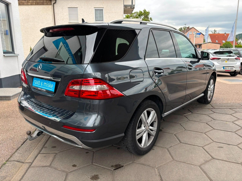 Mercedes-Benz ML 350 CDI 4Matic *AHK/Navi/Xenon* — photo 6