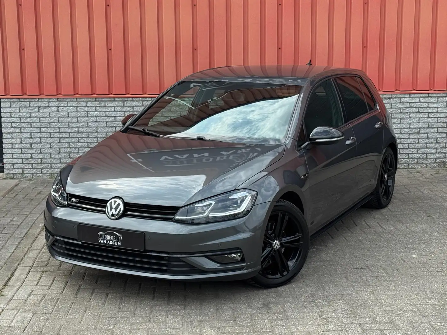 Volkswagen Golf 1.5 TSI 3x R-line | Carplay | Keyless | DSG Сірий - 1
