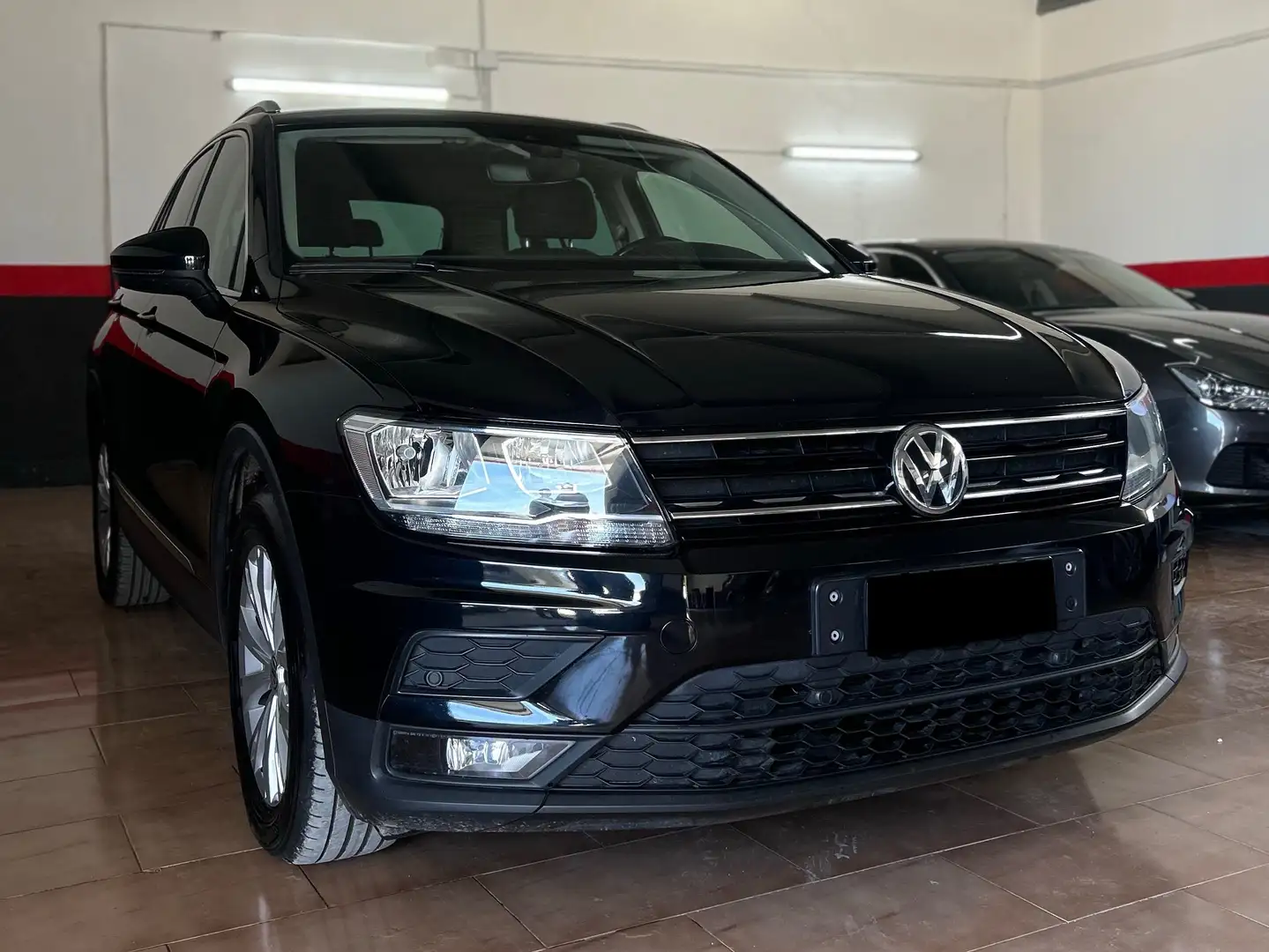 Volkswagen Tiguan Tiguan II 2016 1.6 tdi Business 115cv Blu/Azzurro - 2