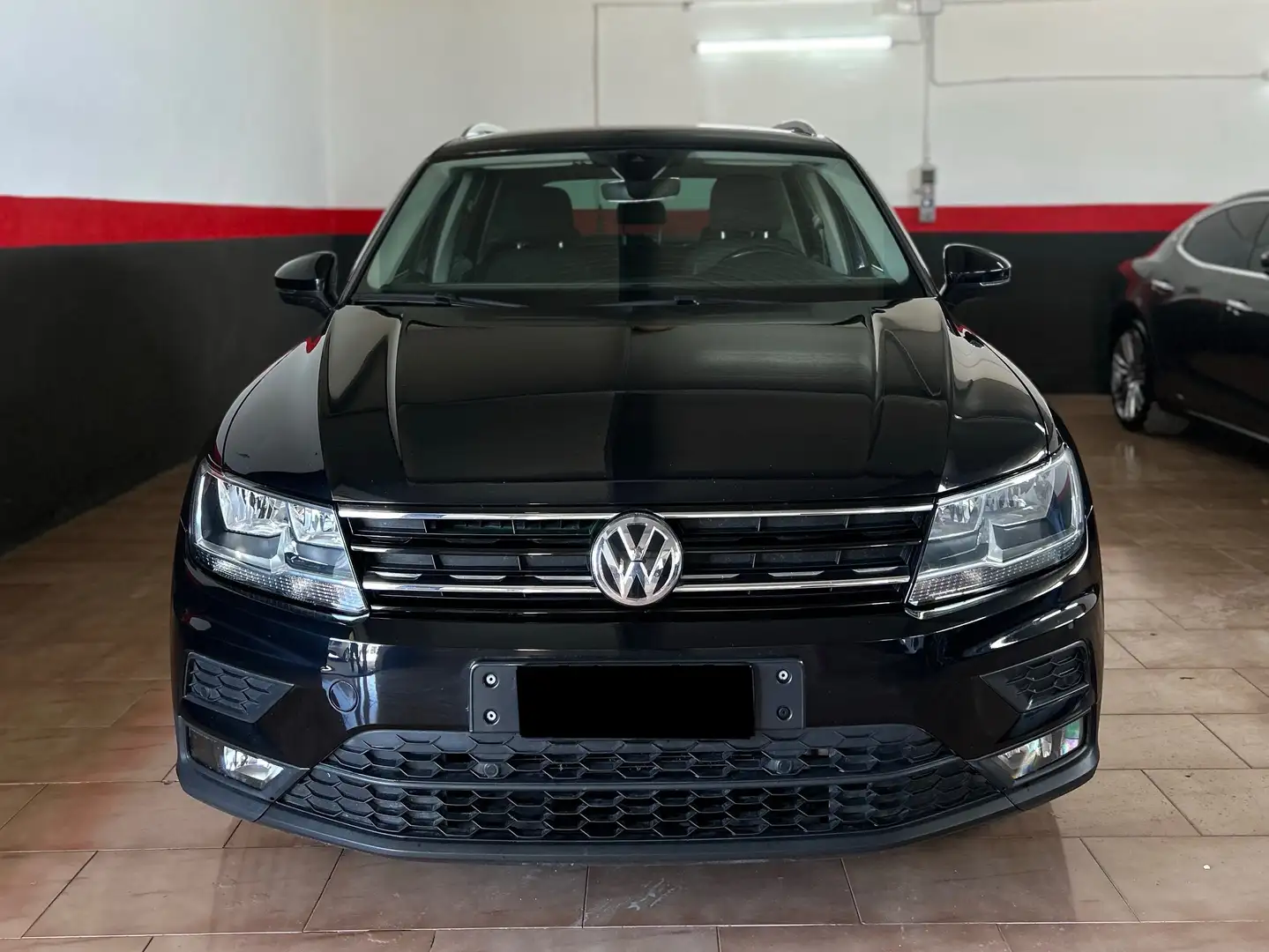Volkswagen Tiguan Tiguan II 2016 1.6 tdi Business 115cv Blu/Azzurro - 1
