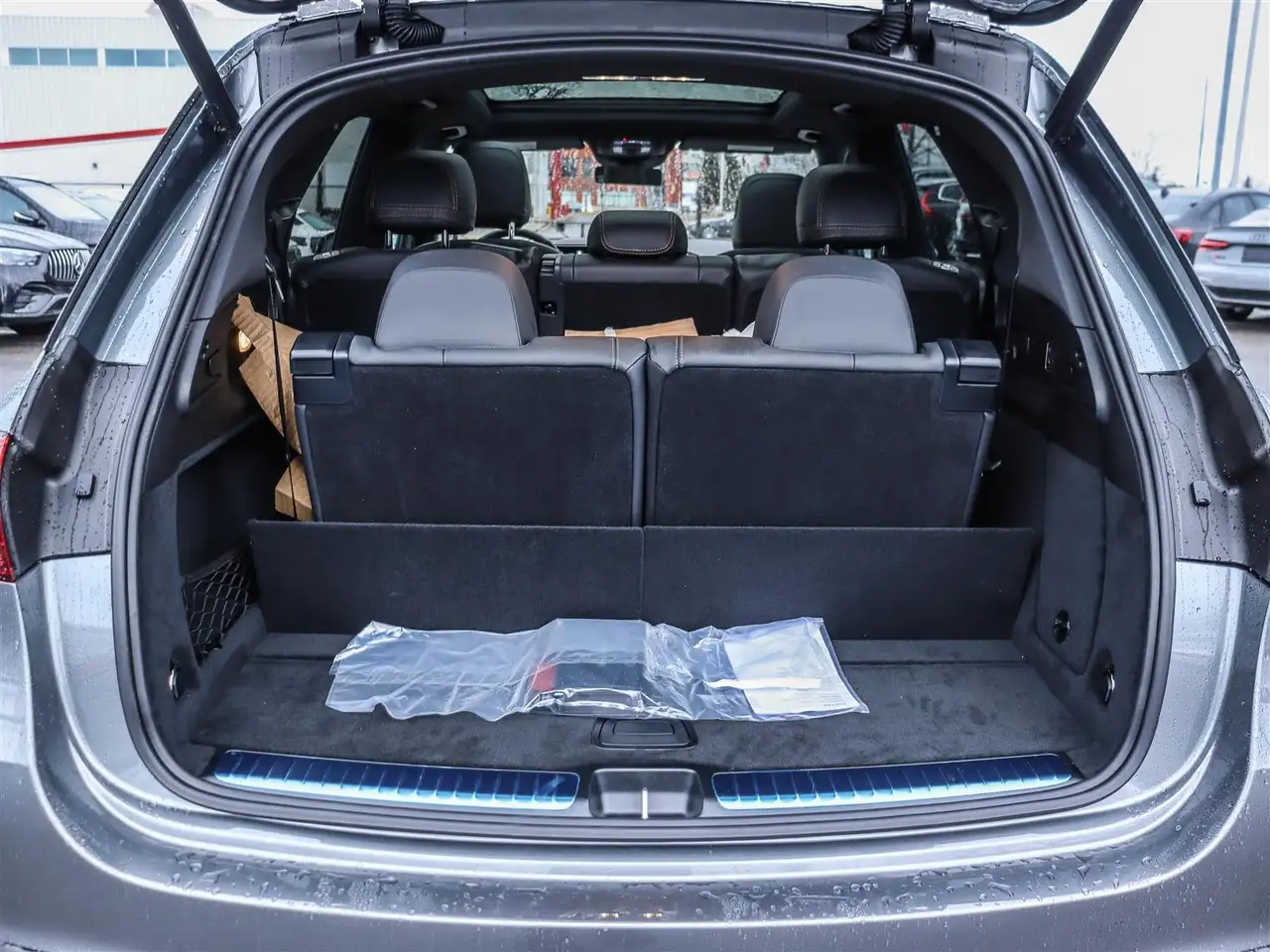 Mercedes-Benz GLE снимка Mercedes-Benz GLE