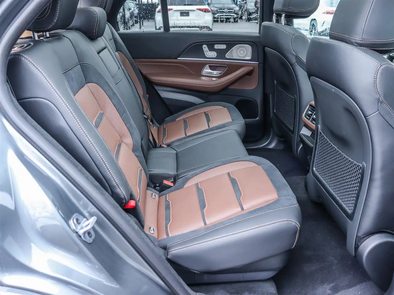 Mercedes-Benz GLE снимка Mercedes-Benz GLE