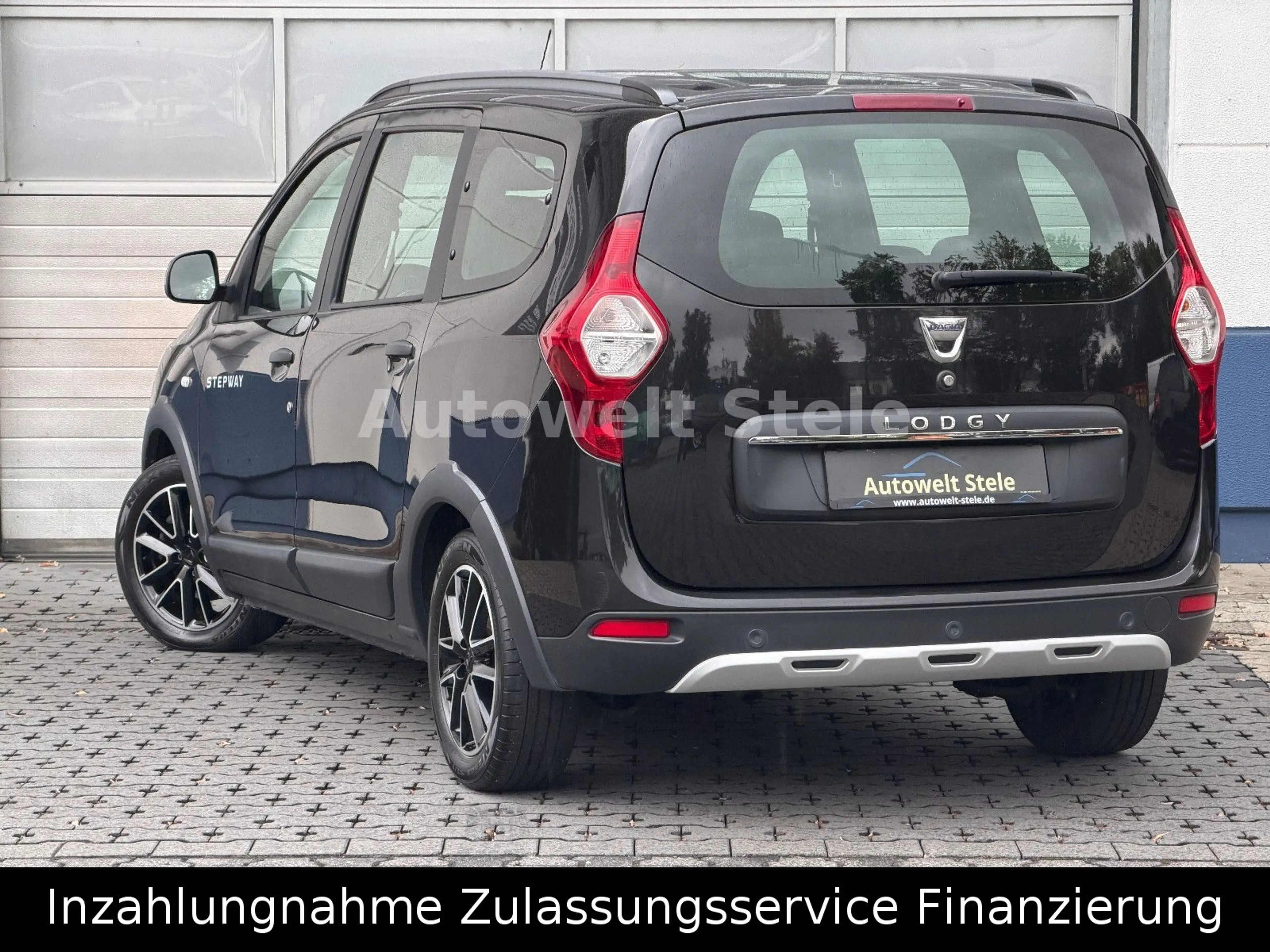 Dacia Lodgy Comfort Navi Kamera 7 Sitzer AHK Vorb. — photo 3