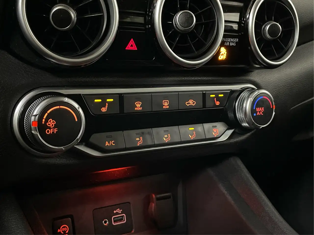 Nissan Sentra снимка Nissan Sentra