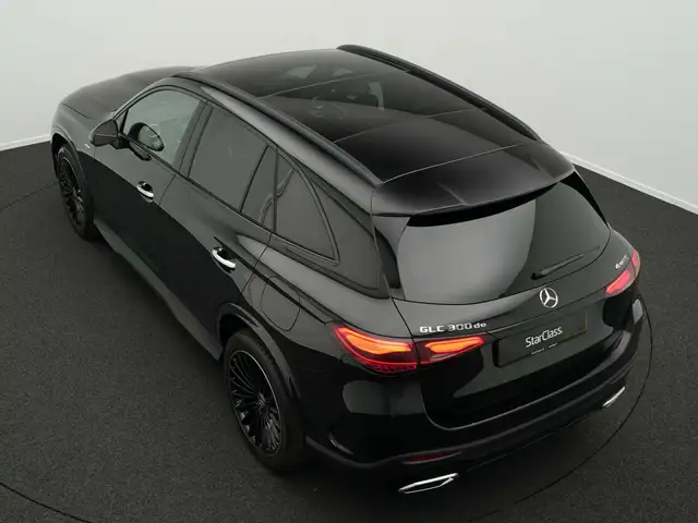 Mercedes-Benz GLC view 13