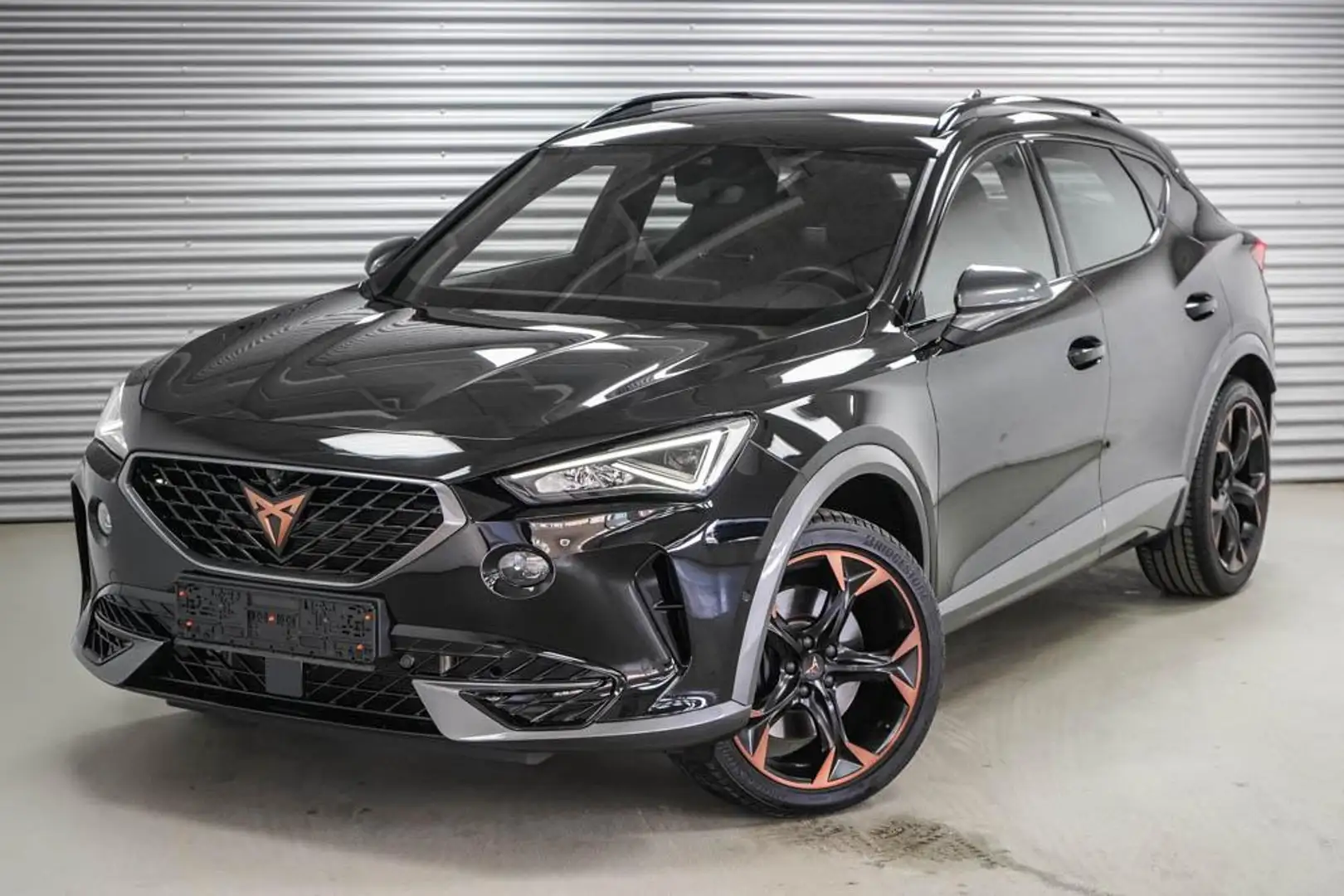 CUPRA Formentor 2,0 TSI DSG 4Drive VZ - LAGER 228 kW (310 PS), ... Nero - 1