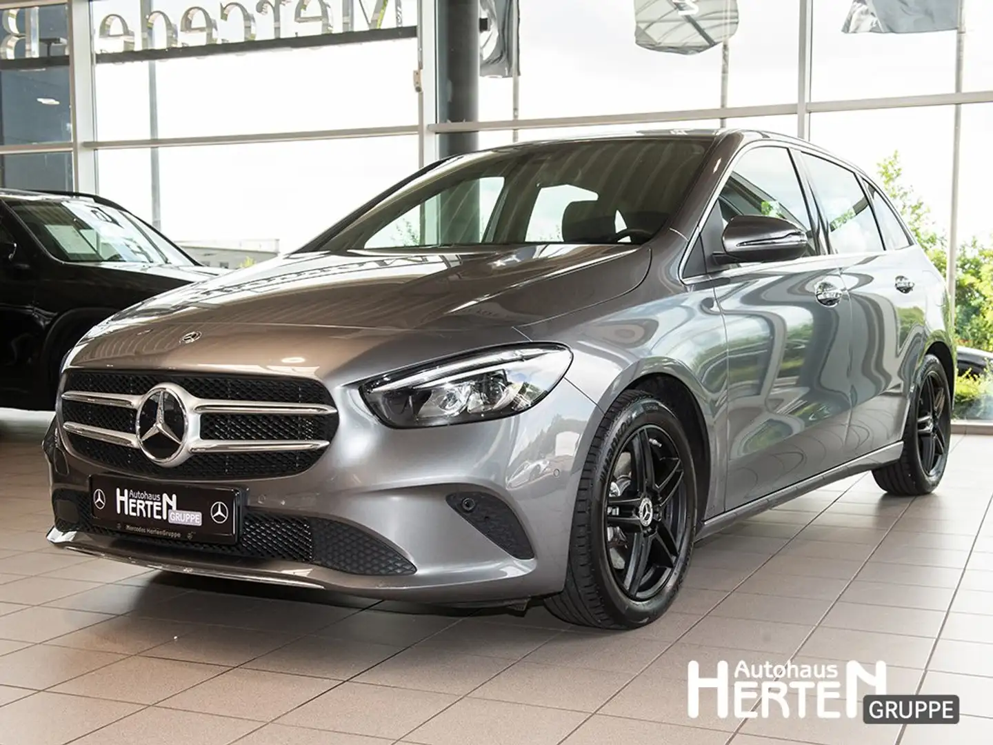 Mercedes-Benz B 220 4M PROGRESSIVE+NAVI PREMIUM+LED+TOTWINKEL Gris - 1