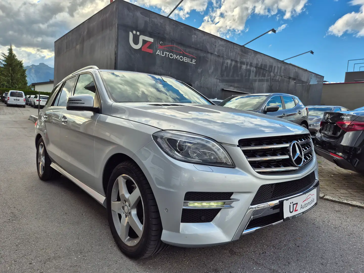 Mercedes-Benz ML 350 AKTION !! Volle Servicehistorie !! TOP Zustand ! Grau - 2