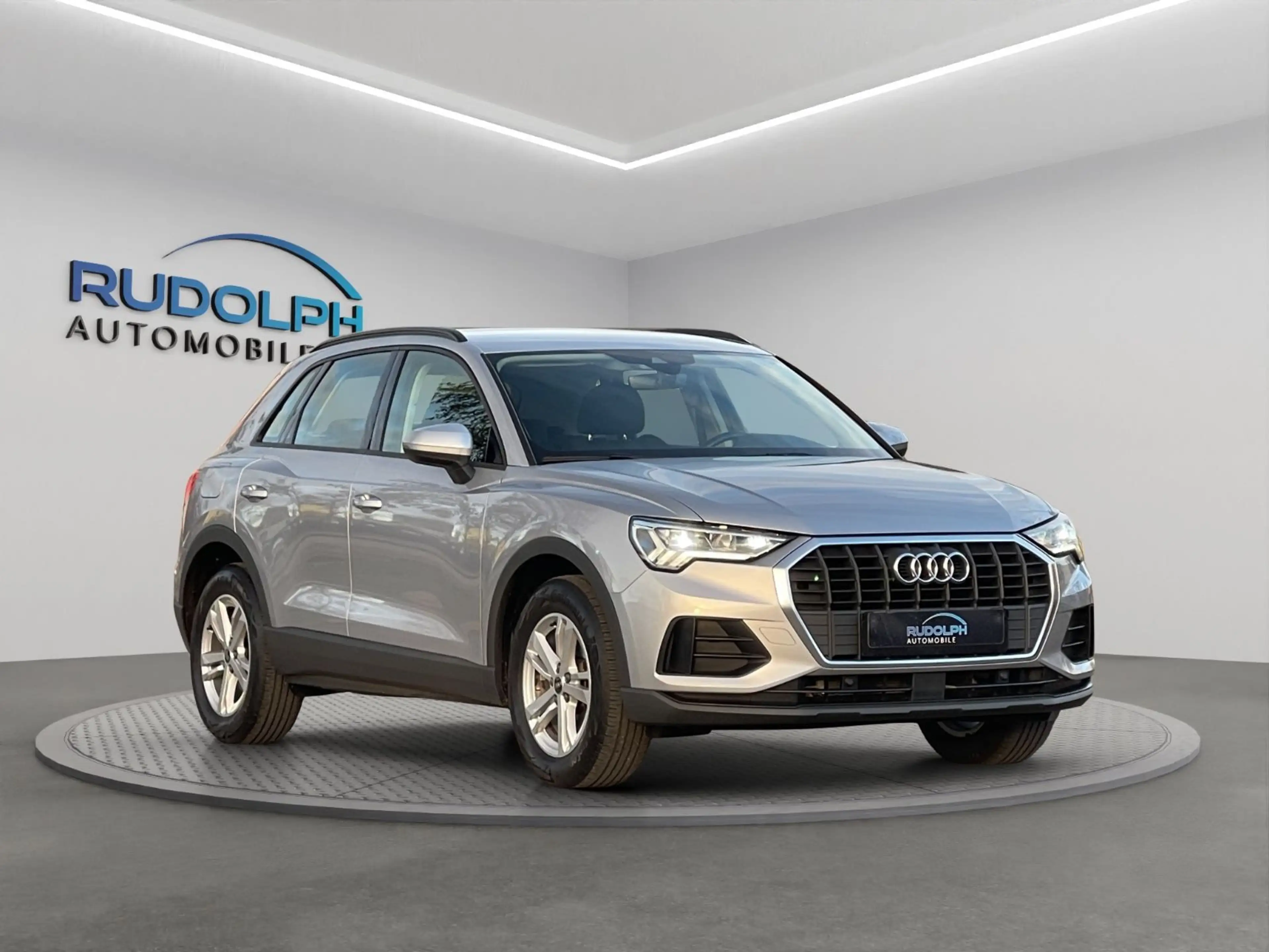 Audi Q3 35 2,0 TDI AUTOM. NAVI LED VIRTUAL GARANTIE