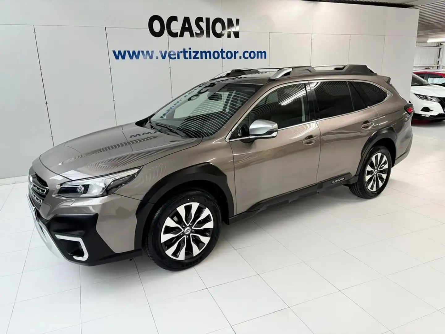 Subaru OUTBACK 2.5i Touring CVT Lineartronic AWD Marrone - 1