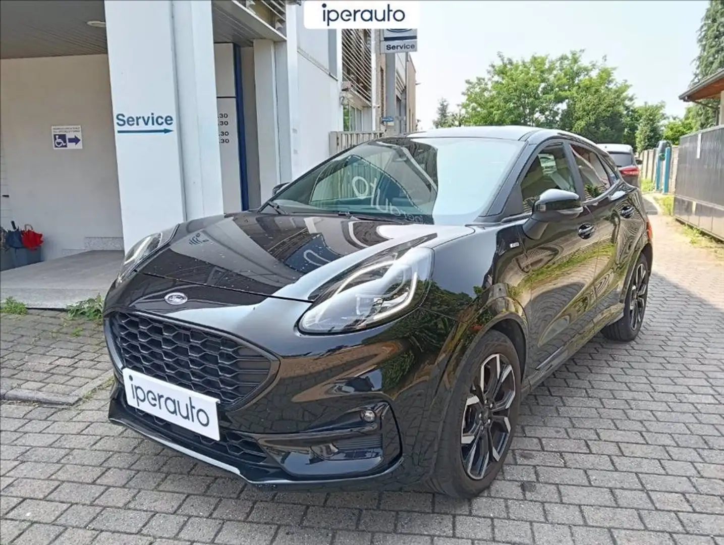 Ford Puma 1.0 ecoboost h st-line x s&s 125cv Grigio - 1