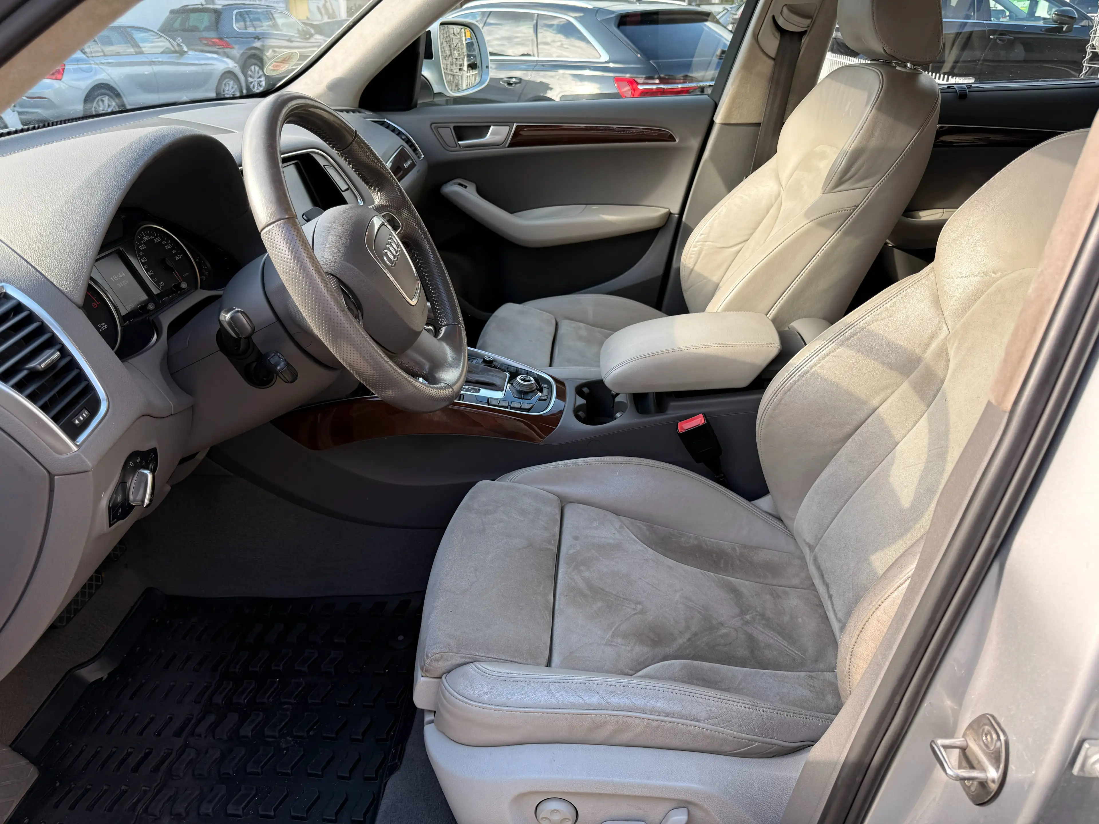 Audi Q5 Quattro| Finanz. ab 199€|TÜV Gültig| Gepflegt| 8x bereift| ABD Tuning — photo 10