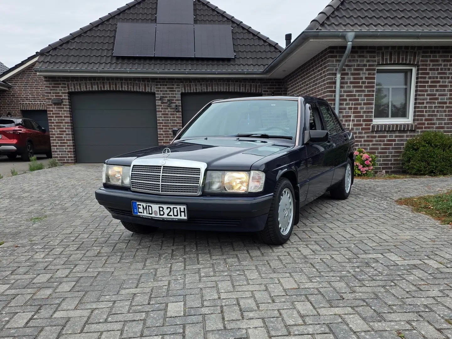 Mercedes-Benz 190 190 D Blau - 1