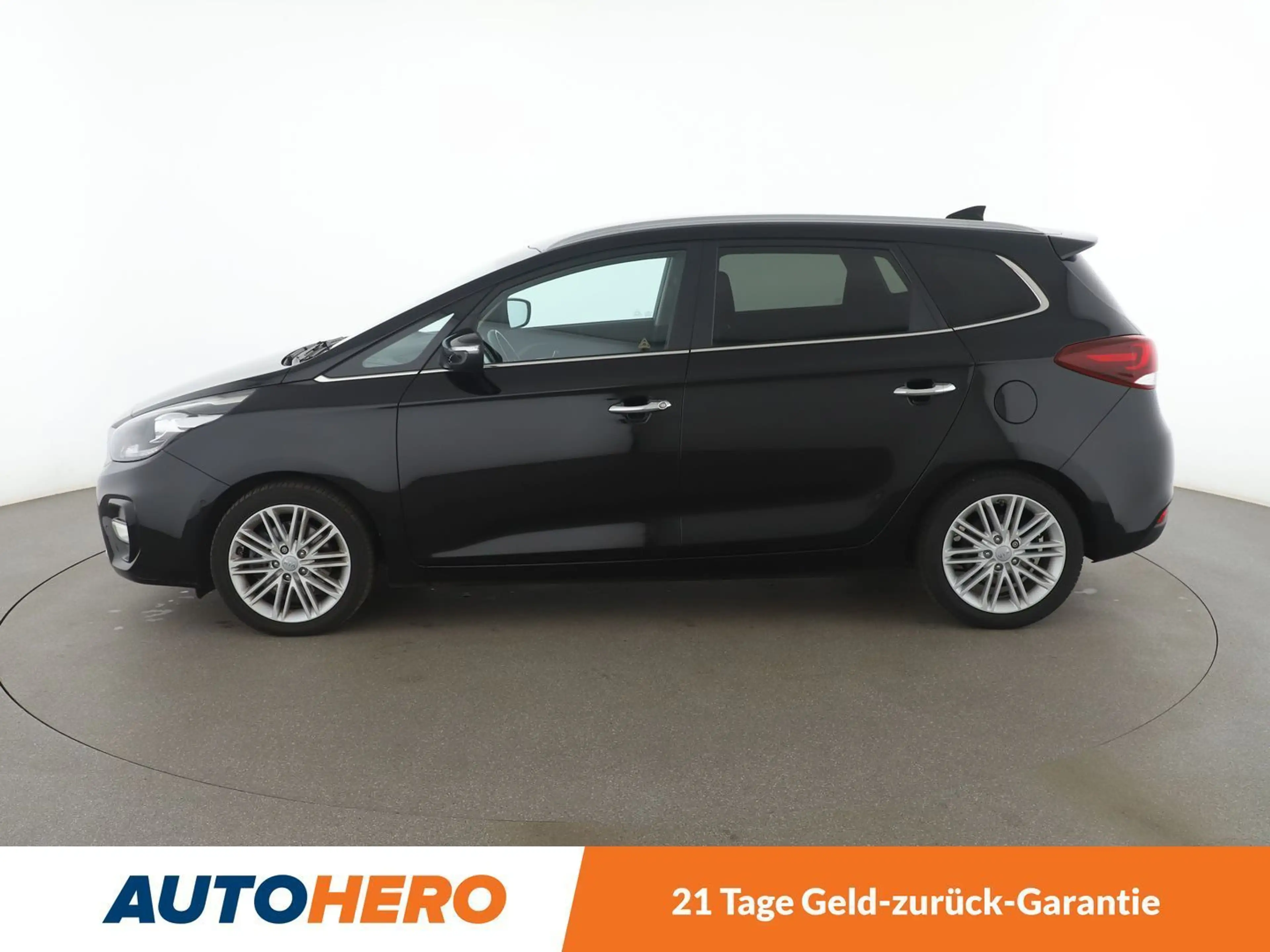 Kia Carens 2.0 GDI Vision Aut*NAVI*TEMPO*CAM*PDC*SHZ* — photo 3