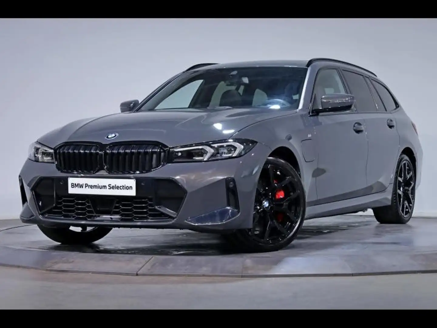 BMW 330 e Touring Kit M Sport Grijs - 1