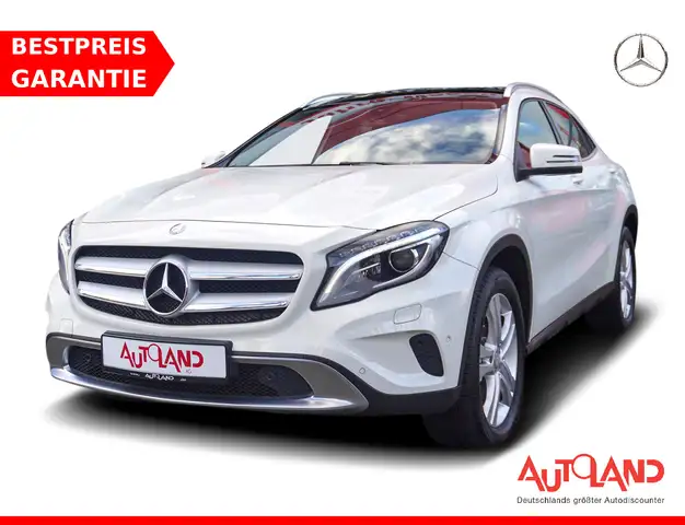 Mercedes-Benz GLA 200 d Navi Sitzheizung Bi-Xenon Panorama