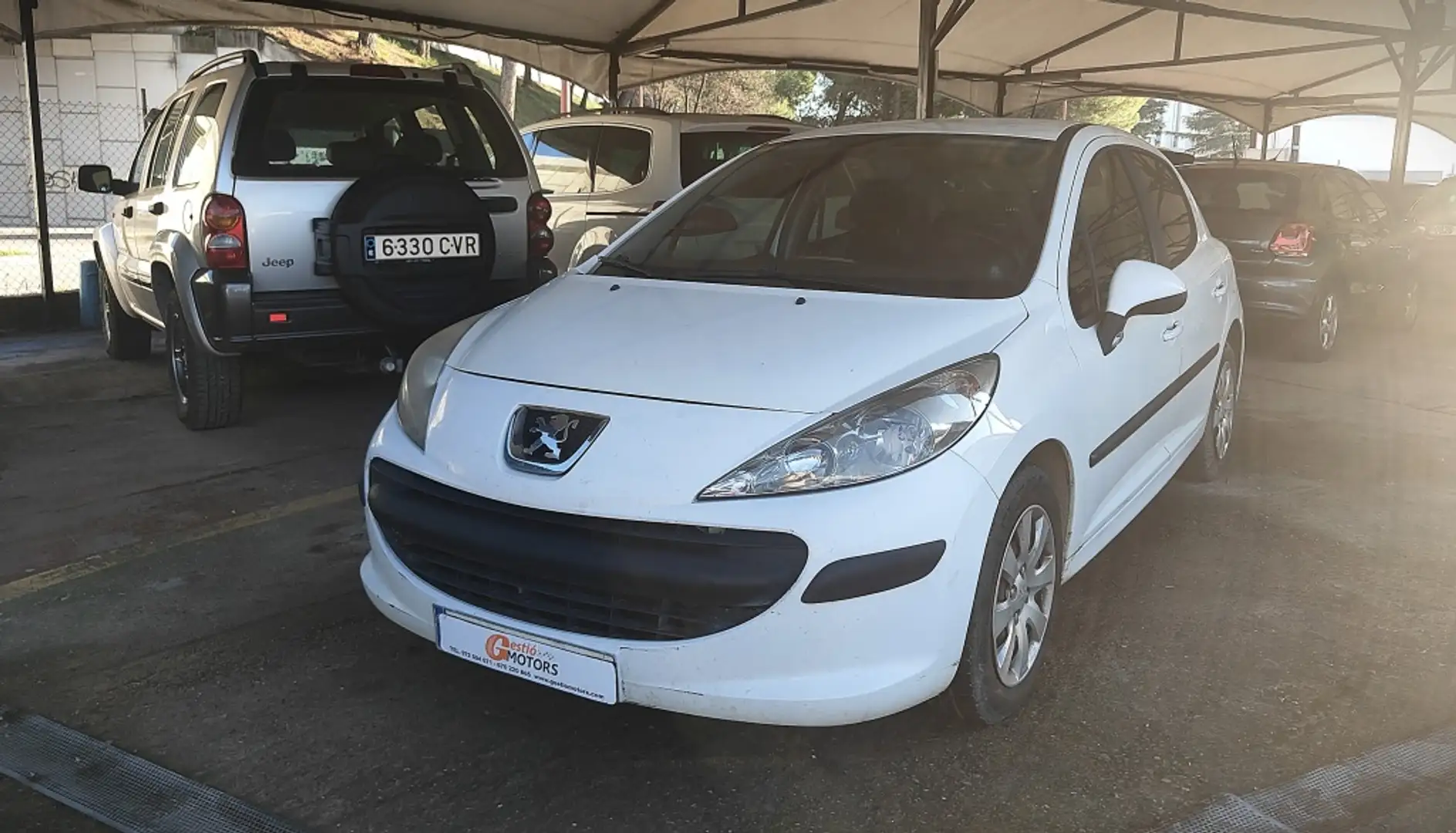 Peugeot 207 1.6HDI Confort Blanco - 1
