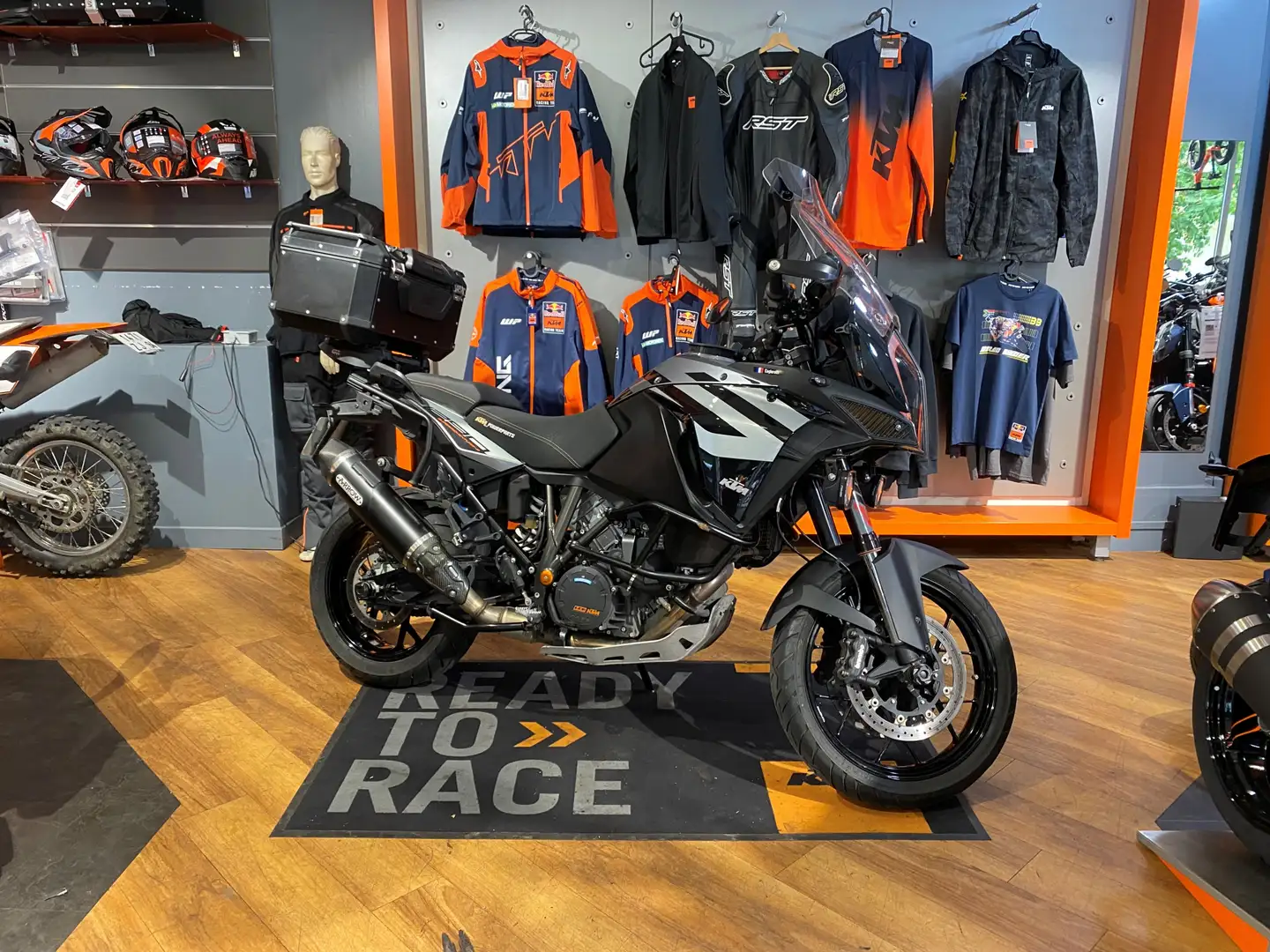 KTM 1290 Super Adventure Noir - 1