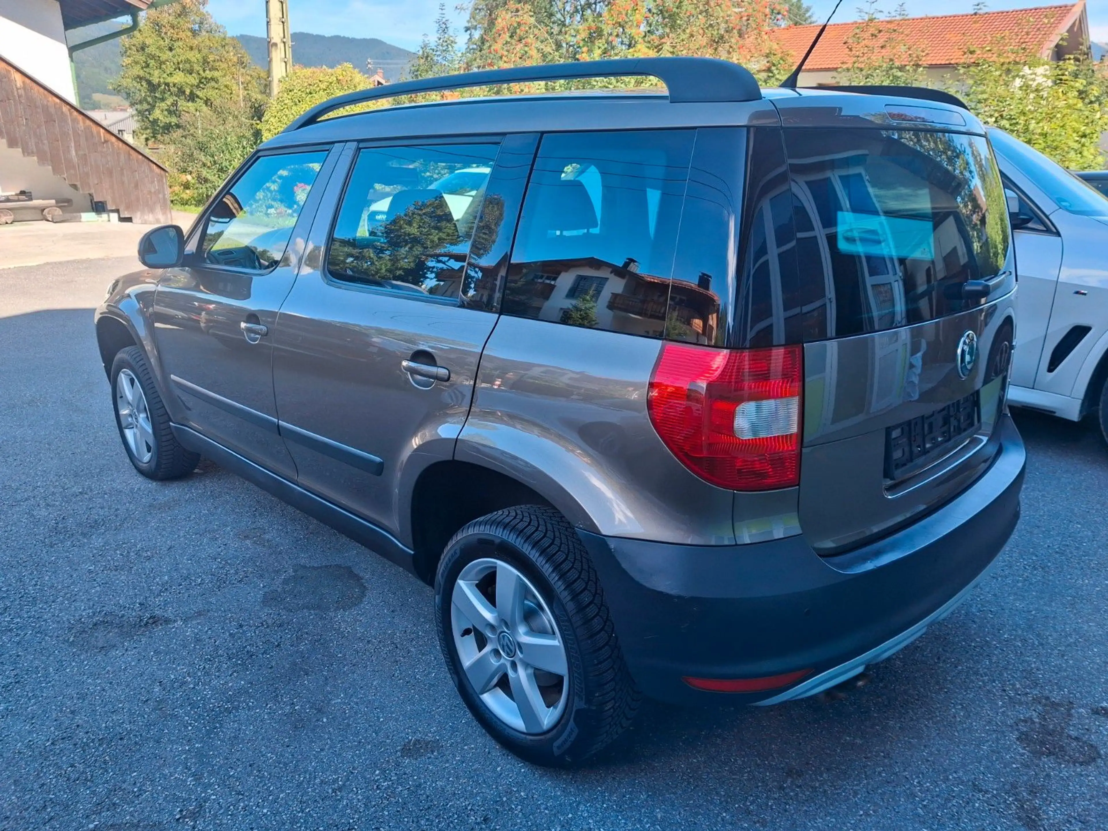 Skoda Yeti Ambition Plus Edition 4x4 — photo 5
