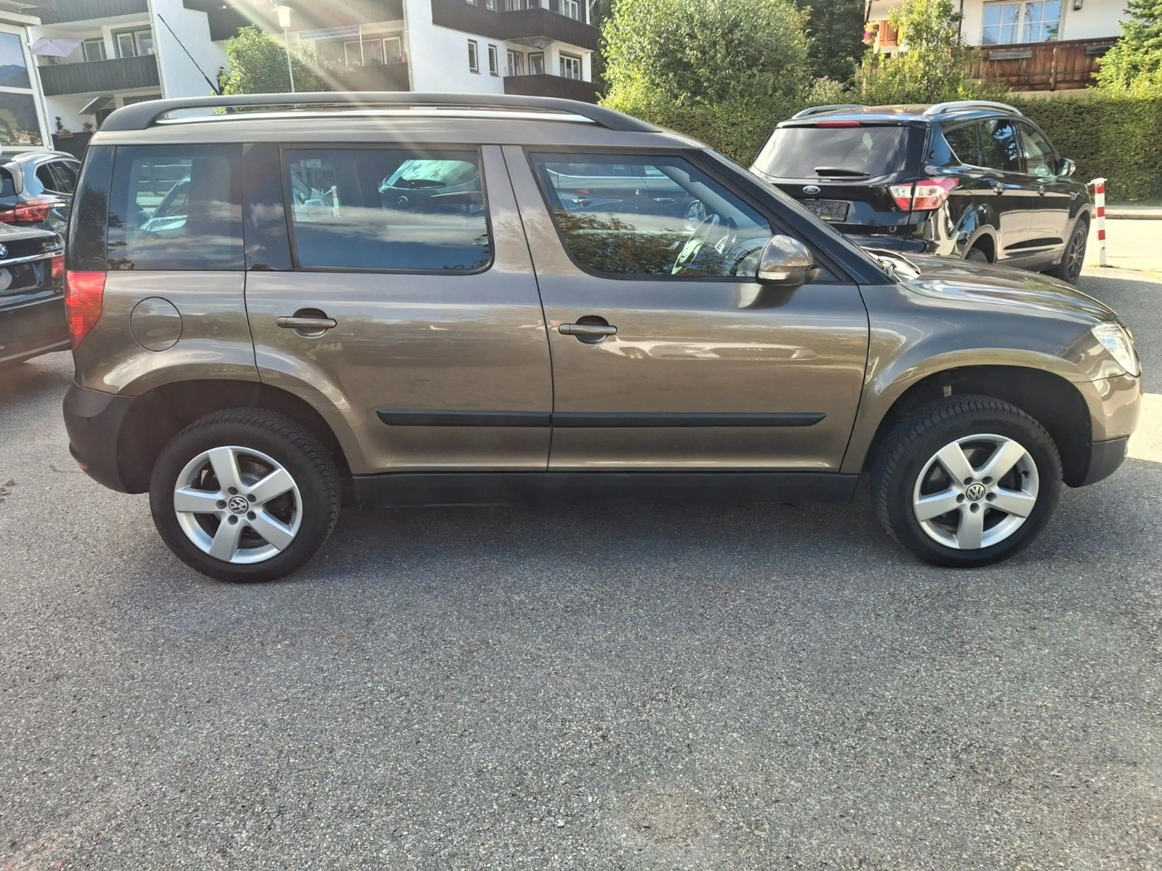 Skoda Yeti Ambition Plus Edition 4x4 — photo 2
