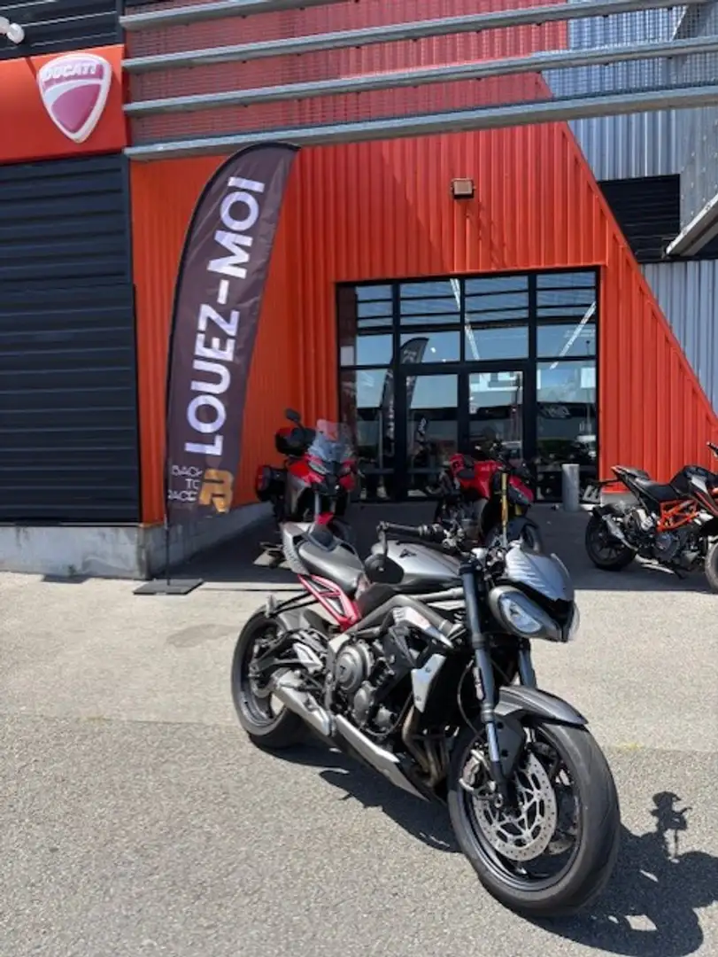 Triumph Street Triple 765 - 1