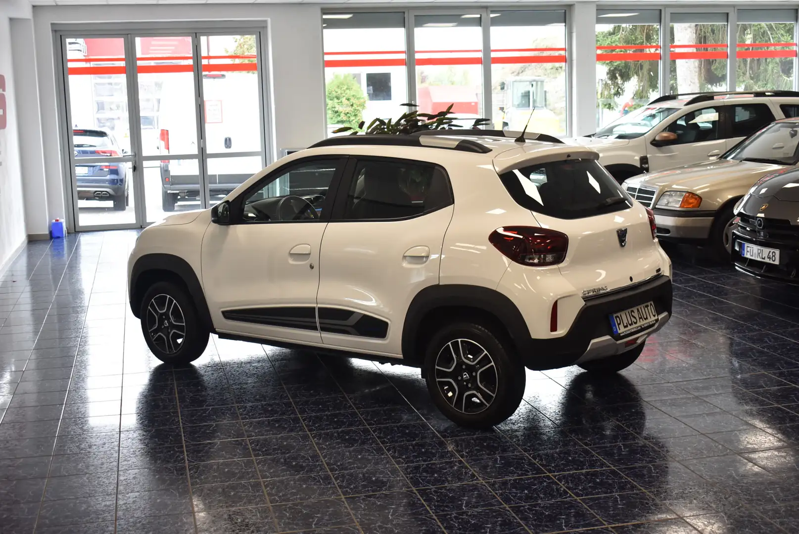 Dacia Spring Comfort Plus Navi LED Kamer Temp Weiß - 2