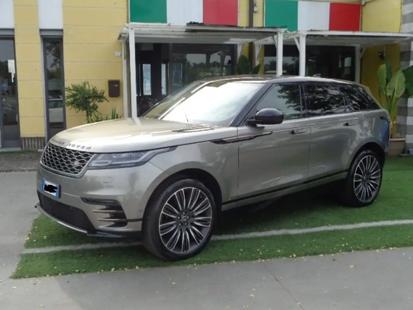 Land Rover Range Rover Velar Range Rover Velar 2.0 i4 R-Dynamic SE 240cv auto Bronzo - 1