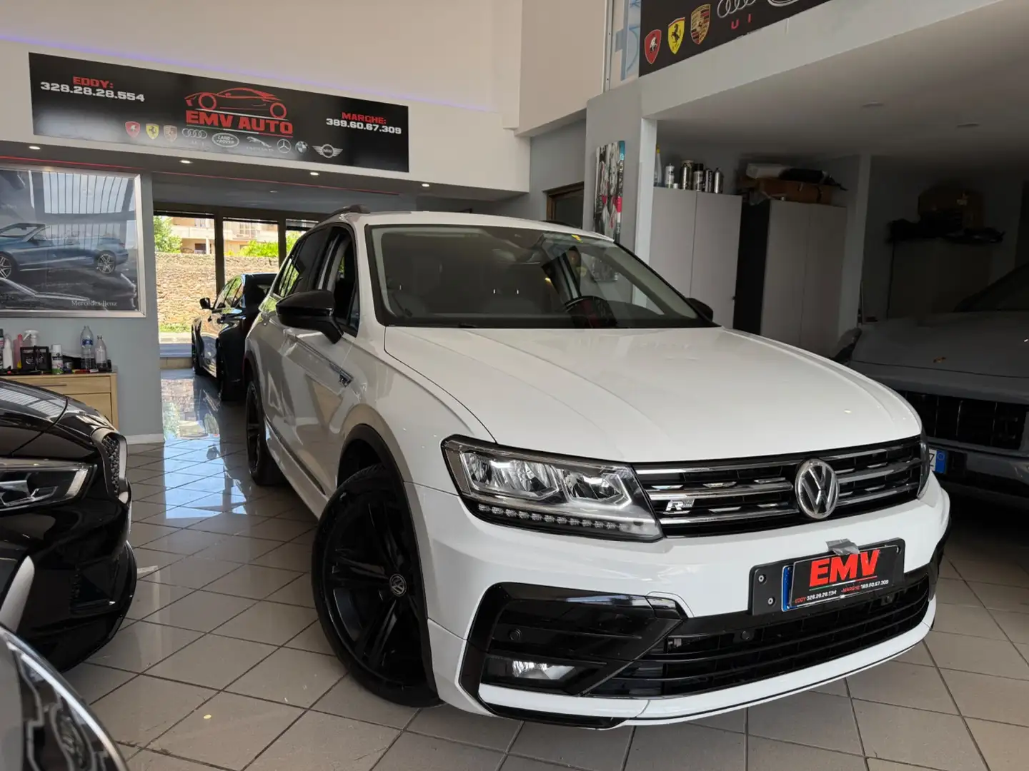Volkswagen Tiguan 2.0 TDI SCR DSG Sport BlueMotion Technology Fehér - 1